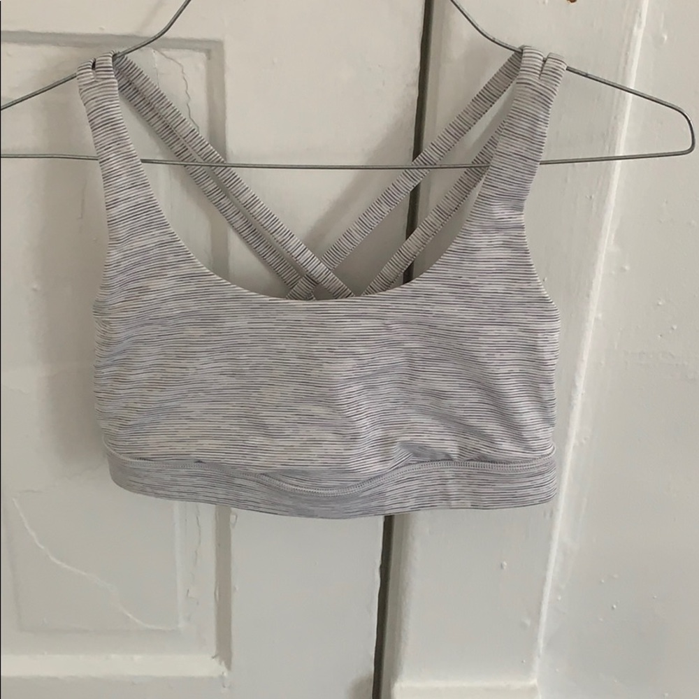 SOLD Lululemon Energy Bra Size 4